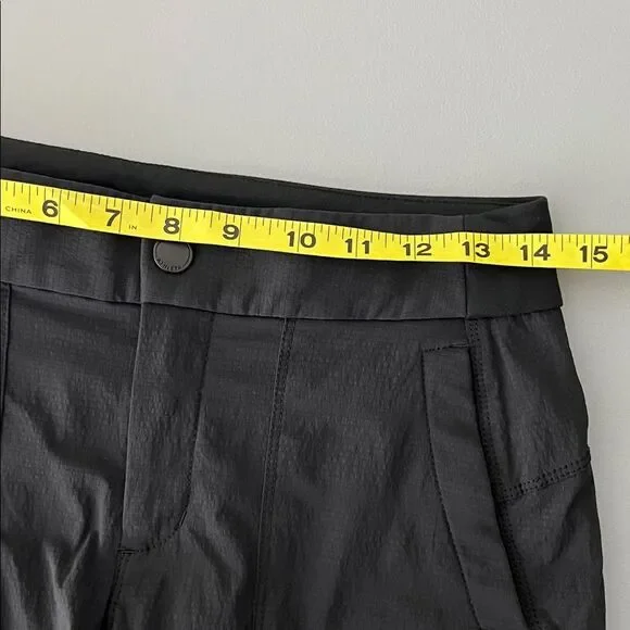 Athleta Trekkie Bermuda 2.0 Short Black Activewear Hiking Size 2 - Picture 7 of 8
